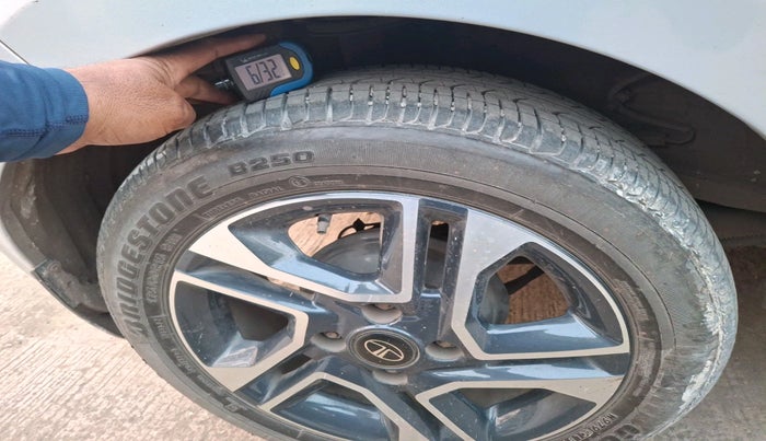 2021 Tata Tiago XZA PLUS PETROL, Petrol, Automatic, 43,487 km, tyre