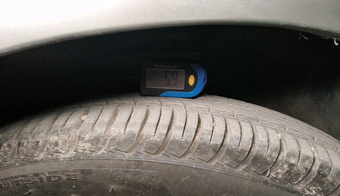 2011 Skoda Fabia AMBIENTE 1.2 MPI, Petrol, Manual, 46,059 km, tyre