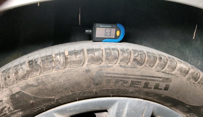 2011 Skoda Fabia AMBIENTE 1.2 MPI, Petrol, Manual, 46,059 km, tyre