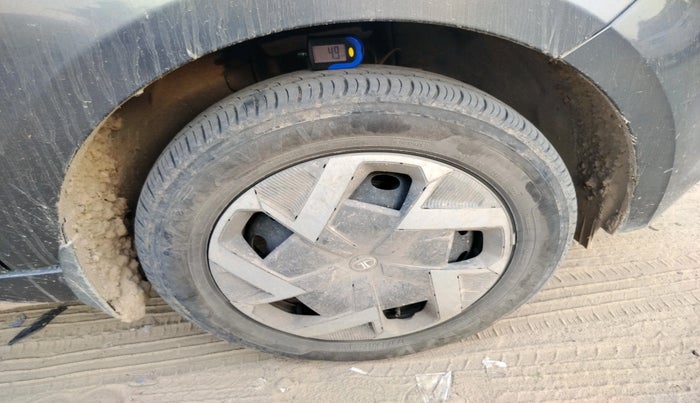 2025 Tata TIAGO EV XT MEDIUM RANGE, Electric, Automatic, 13,538 km, tyre