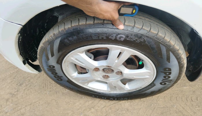 2011 Hyundai i20 ASTA 1.4 CRDI, Diesel, Manual, 1,51,191 km, tyre