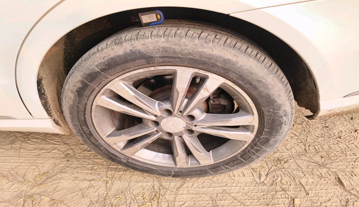 2013 Mercedes Benz E Class E 250 CDI AVANTGARDE, Diesel, Automatic, 92,155 km, tyre