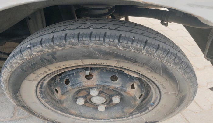 2019 Maruti Alto LXI, Petrol, Manual, 1,30,608 km, tyre