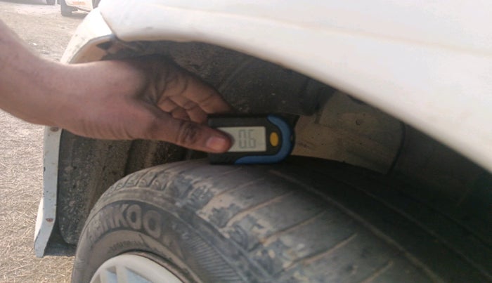 2016 Toyota Etios GD, Diesel, Manual, 2,39,637 km, tyre