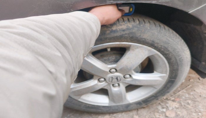 2011 Honda City 1.5L I-VTEC V MT, Petrol, Manual, 74,868 km, tyre