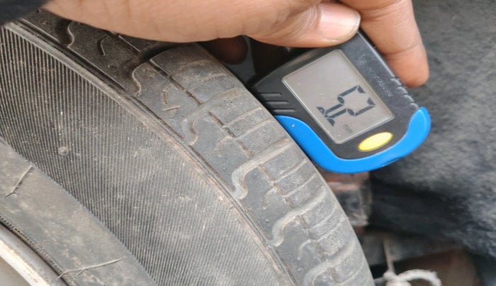 2013 Maruti Alto K10 VXI, CNG, Manual, 78,547 km, tyre