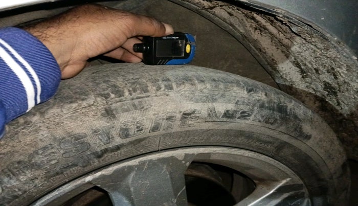 2011 Honda City 1.5L I-VTEC V MT, CNG, Manual, 93,887 km, tyre