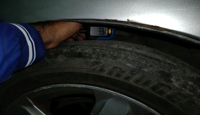 2011 Honda City 1.5L I-VTEC V MT, CNG, Manual, 93,887 km, tyre