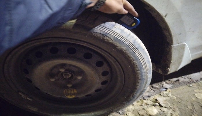 2018 Maruti Ciaz ALPHA  AT 1.5 SHVS PETROL, Petrol, Automatic, 60,840 km, tyre