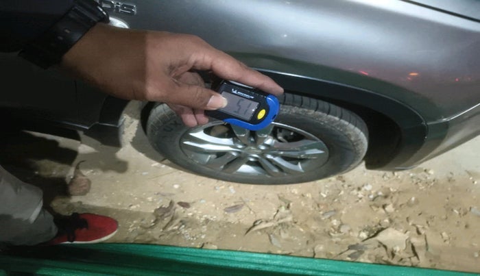 2017 Maruti Vitara Brezza VDI (O), Diesel, Manual, 64,500 km, tyre