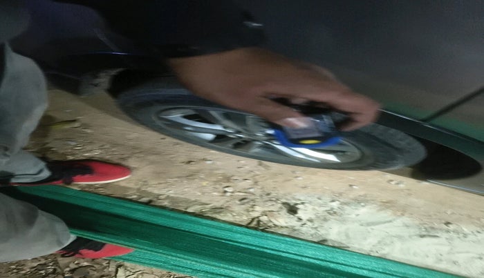 2017 Maruti Vitara Brezza VDI (O), Diesel, Manual, 64,500 km, tyre