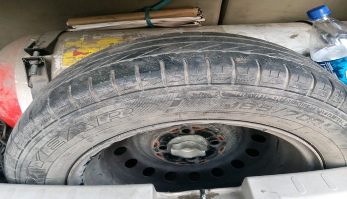 2020 Maruti Celerio VXI CNG, Petrol, Manual, 94,584 km, tyre