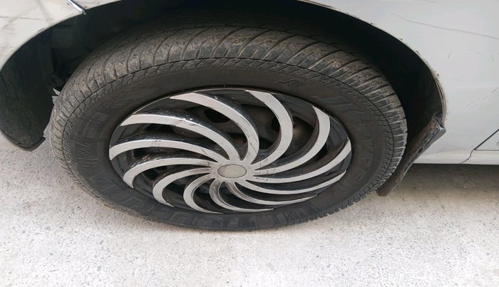 2014 Hyundai Santro Xing GLS, Petrol, Manual, 55,663 km, tyre