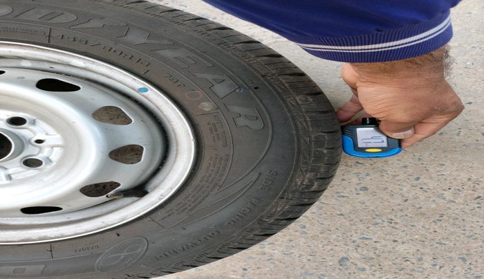 2019 Tata Tiago XZ PETROL, Petrol, Manual, 56,660 km, tyre