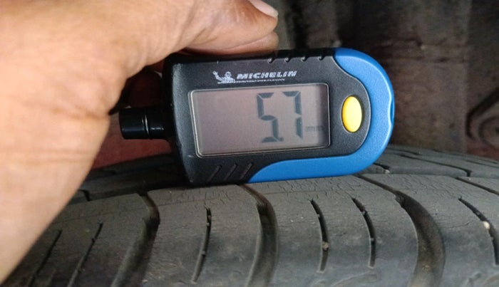 2015 Hyundai Elite i20 ASTA 1.2, Petrol, Manual, 72,292 km, tyre