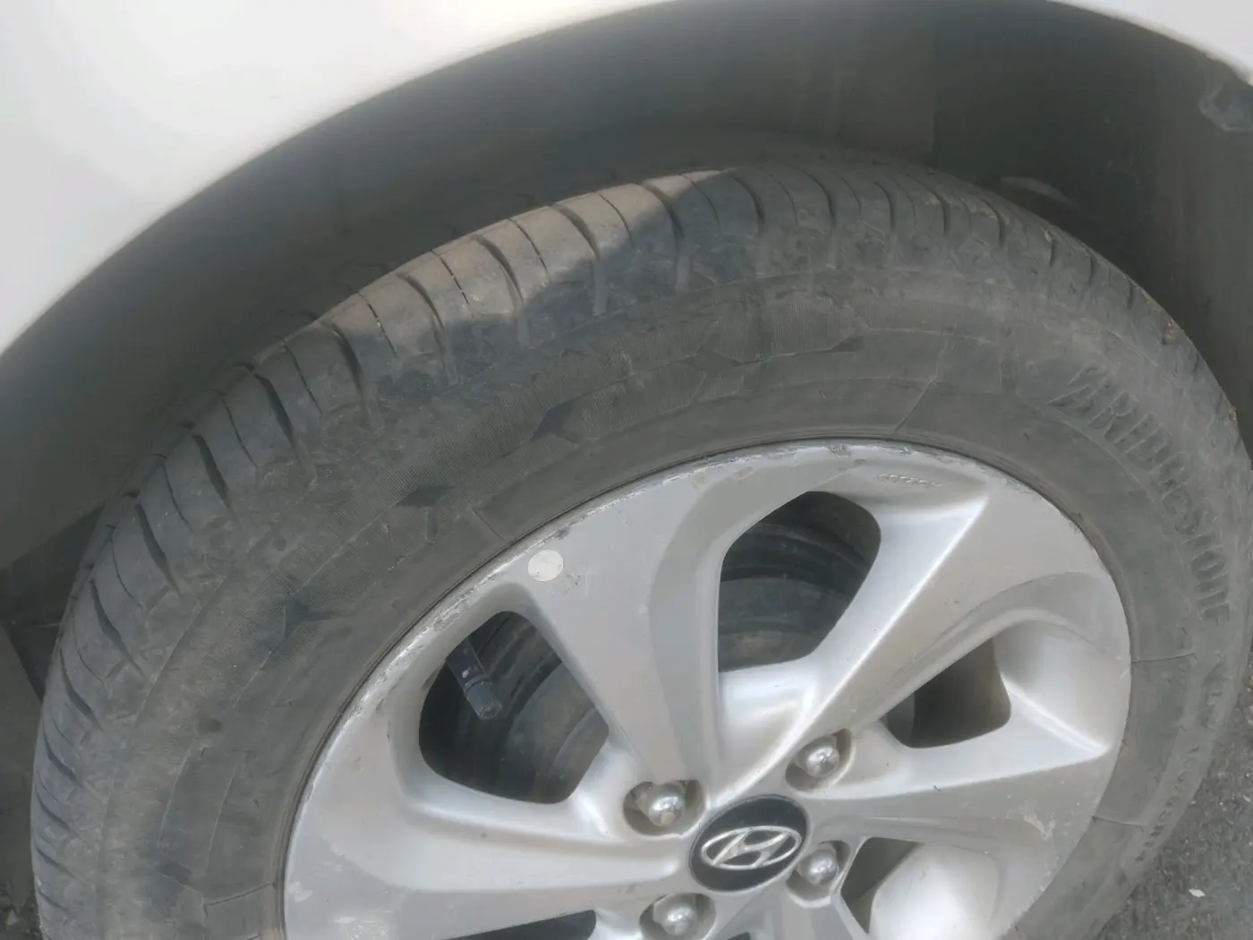 2019 Hyundai Xcent SX 1.2, Petrol, Manual, 37,545 km, tyre