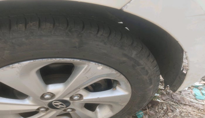 2019 Hyundai Xcent SX 1.2, Petrol, Manual, 37,545 km, tyre