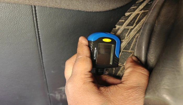 2012 Hyundai i10 MAGNA 1.1 LPG, Petrol, Manual, 67,370 km, tyre