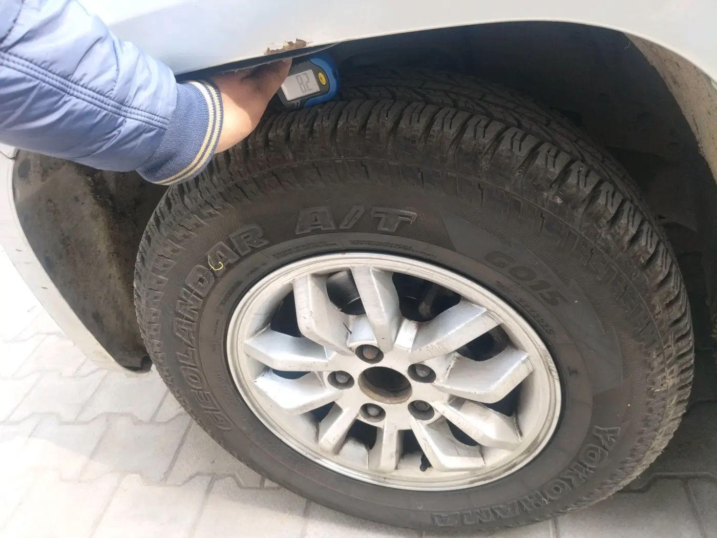 2018 Mahindra TUV300 T8, Diesel, Manual, 1,74,432 km, tyre