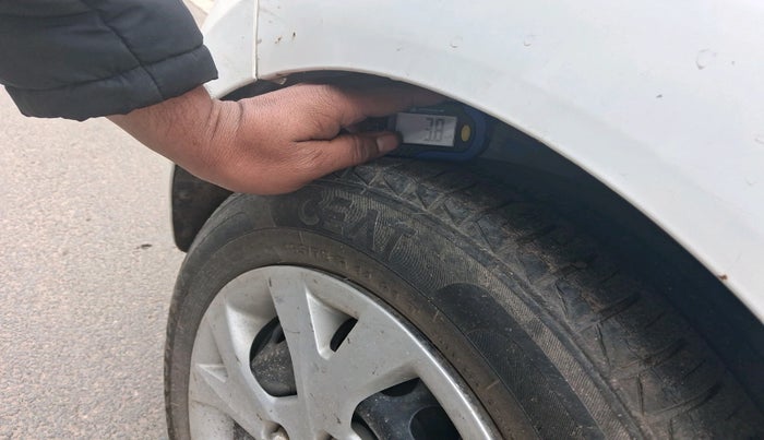 2016 Hyundai Grand i10 SPORTZ 1.2 KAPPA VTVT, Petrol, Manual, 41,740 km, tyre