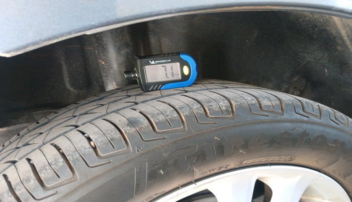 2015 Toyota Etios VX-D, Diesel, Manual, 1,66,141 km, tyre