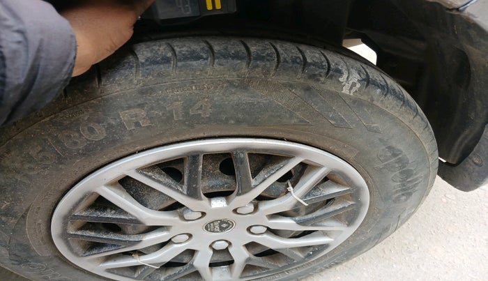 2013 Maruti Swift Dzire VXI, Petrol, Manual, 1,61,951 km, tyre