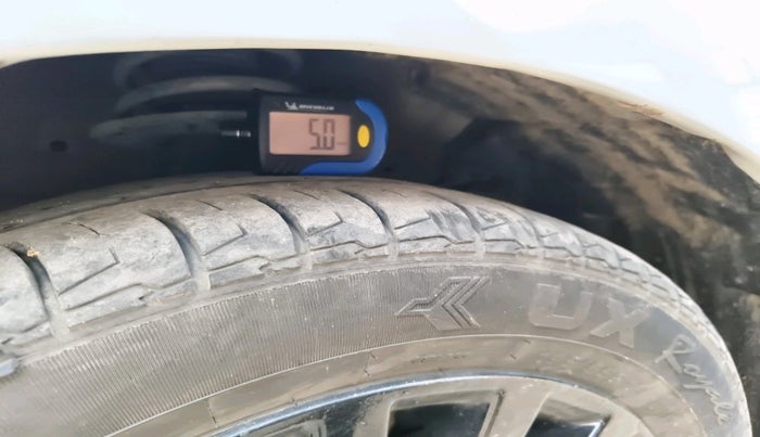 2017 Maruti Ciaz ALPHA DIESEL 1.3, Diesel, Manual, 66,598 km, tyre