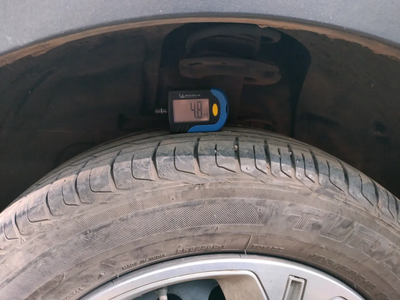 2021 Tata NEXON XM PETROL, Petrol, Manual, 38,417 km, tyre