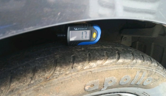 2012 Hyundai i10 ERA 1.1, Petrol, Manual, 32,706 km, tyre