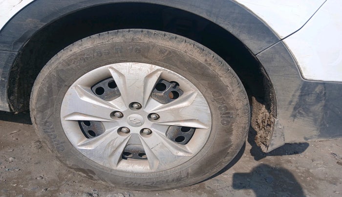 2019 Hyundai Creta E PLUS 1.4 DIESEL, Diesel, Manual, 1,25,159 km, tyre