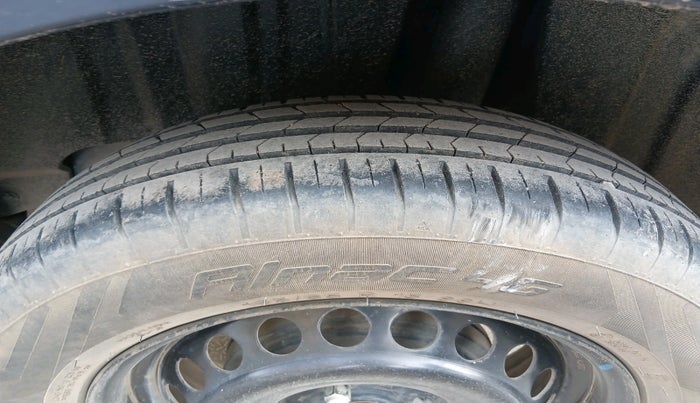 2022 Maruti Baleno DELTA PETROL 1.2, Petrol, Manual, 44,011 km, tyre