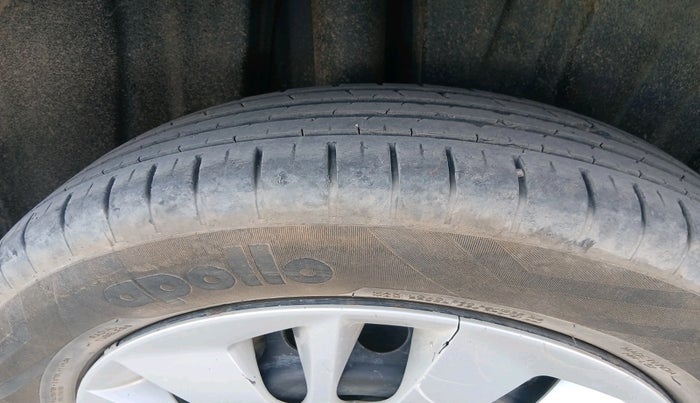 2022 Maruti Baleno DELTA PETROL 1.2, Petrol, Manual, 44,011 km, tyre