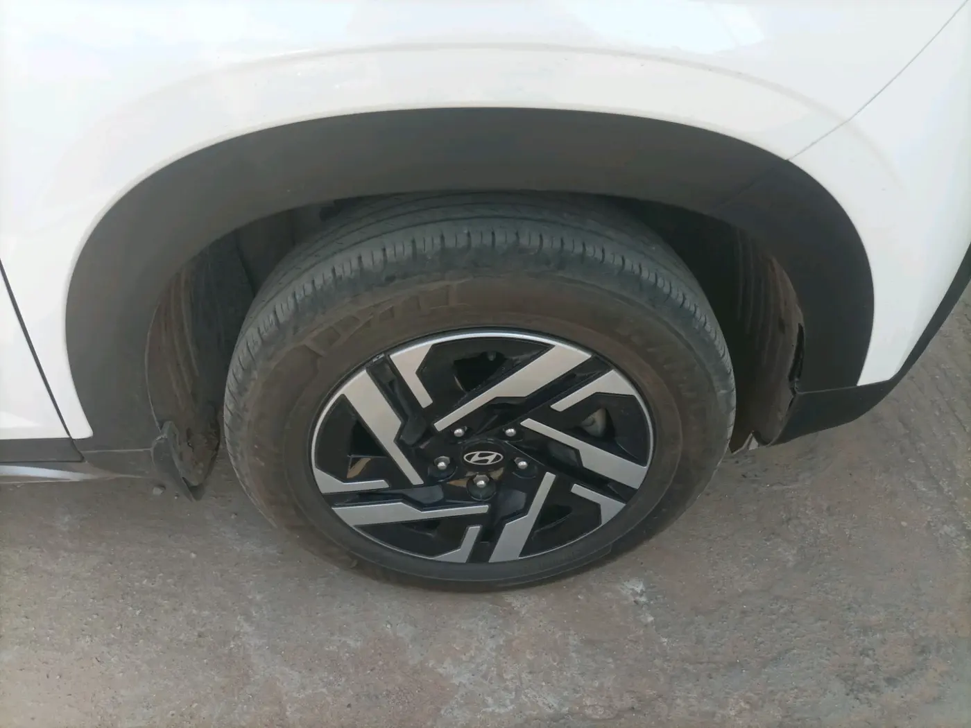 2025 Hyundai Creta S 1.5 PETROL, Petrol, Manual, 30,835 km, tyre