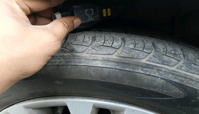 2018 Maruti Ciaz DELTA 1.4 MT PETROL, Petrol, Manual, 30,686 km, tyre