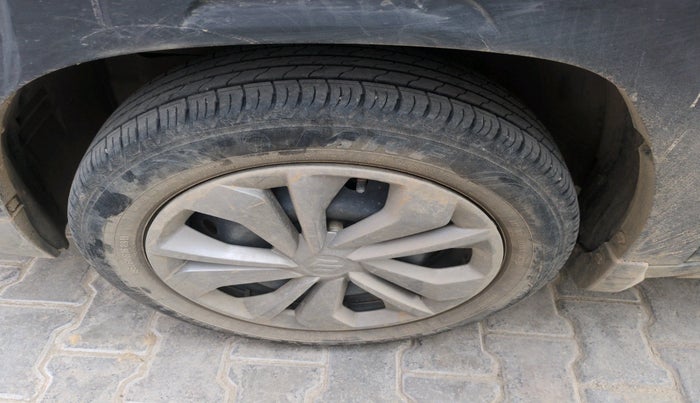 2024 Maruti FRONX SIGMA 1.2 MT, Petrol, Manual, 8,152 km, tyre