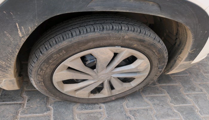 2024 Maruti FRONX SIGMA 1.2 MT, Petrol, Manual, 8,152 km, tyre