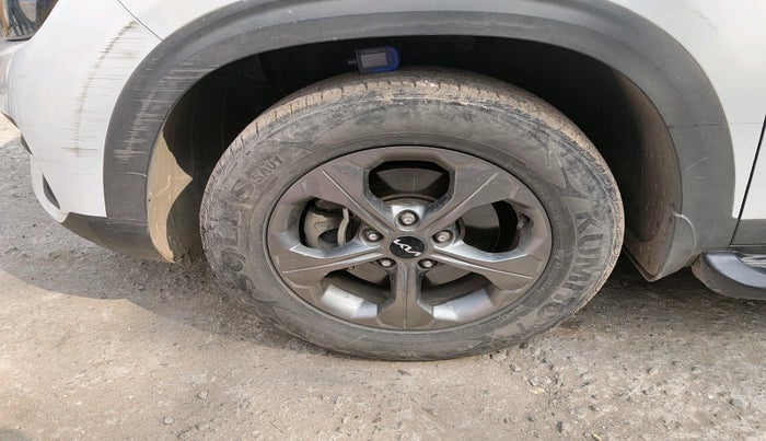 2023 KIA SELTOS HTK PLUS 1.5, Petrol, Manual, 73,338 km, tyre