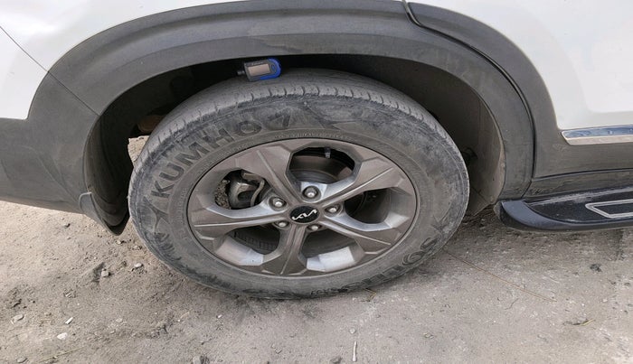 2023 KIA SELTOS HTK PLUS 1.5, Petrol, Manual, 73,338 km, tyre