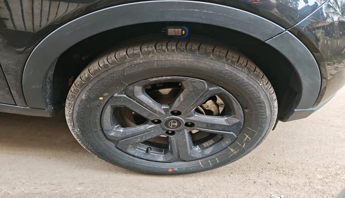 2022 Tata NEXON EV XZ PLUS LUX DARK EDITION, Electric, Automatic, 49,925 km, tyre