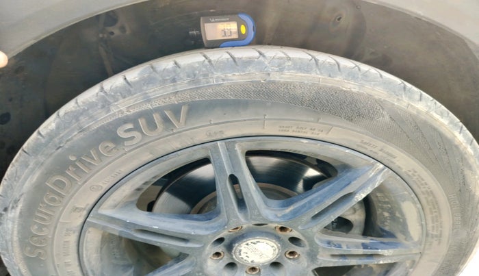 2017 Hyundai Creta SX PLUS 1.6 DIESEL, Diesel, Manual, 86,624 km, tyre