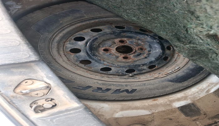 2011 Maruti Ritz VDI, Diesel, Manual, 1,53,660 km, tyre