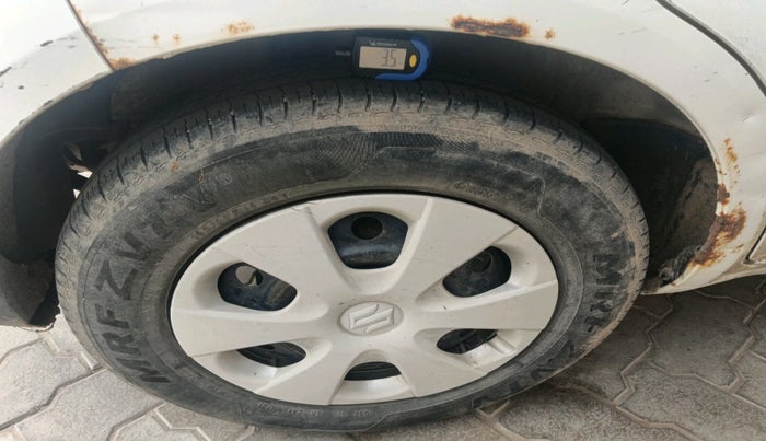 2011 Maruti Ritz VDI, Diesel, Manual, 1,53,660 km, tyre