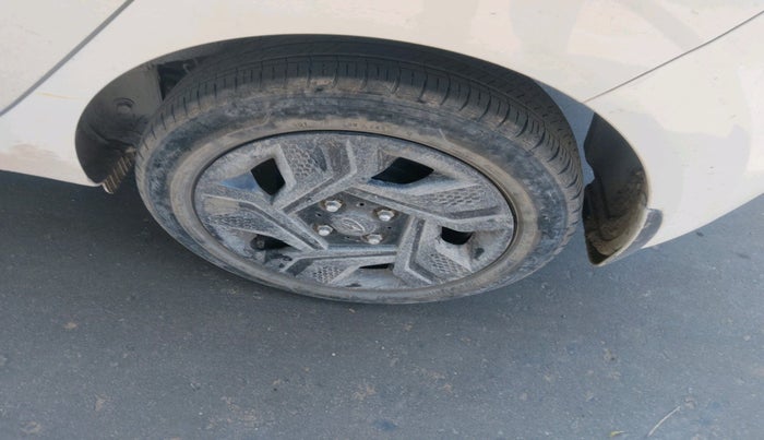 2022 Hyundai GRAND I10 NIOS MAGNA CORPORATE EDITION 1.2 KAPPA VTVT, Petrol, Manual, 24,013 km, tyre