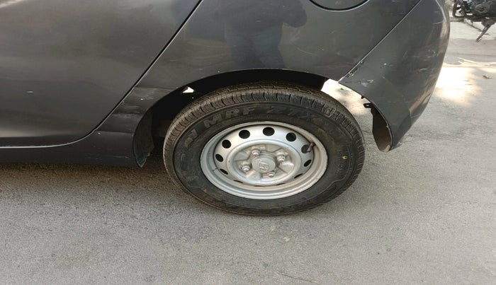 2015 Hyundai Eon ERA +, Petrol, Manual, 36,644 km, tyre