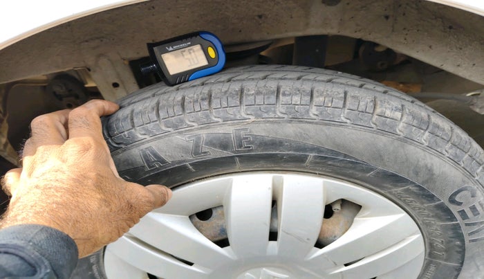 2017 Maruti Alto 800 LXI, Petrol, Manual, 19,959 km, tyre