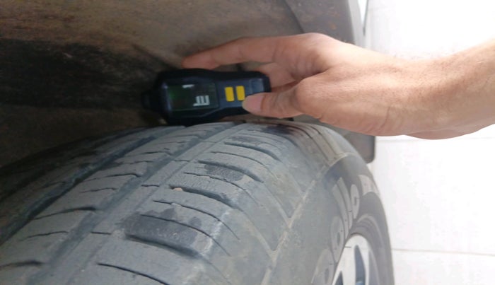 2022 Tata Harrier XZA PLUS 2.0L DUAL TONE, Diesel, Automatic, 33,633 km, tyre