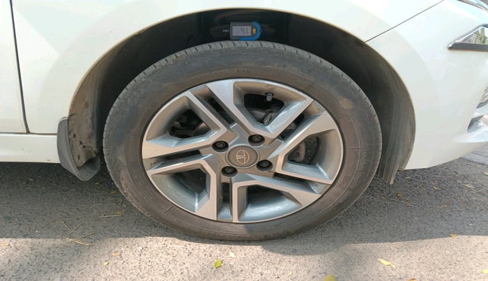 2024 Tata TIGOR XZA PLUS PETROL, Petrol, Automatic, 11,352 km, tyre