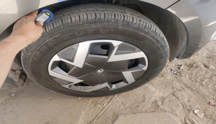 2025 Tata TIAGO EV XT LONG RANGE, Electric, Automatic, 9,841 km, tyre