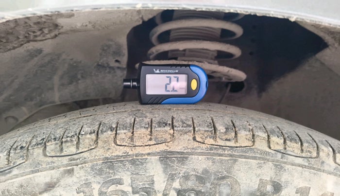 2017 Maruti Dzire VDI, Diesel, Manual, 1,28,476 km, tyre