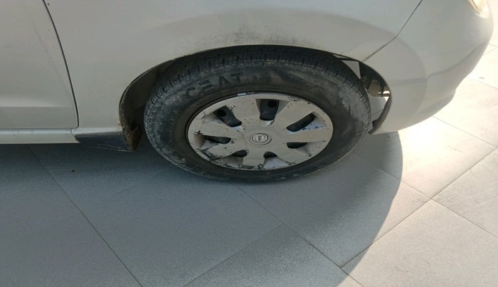 2011 Maruti A Star VXI, Petrol, Manual, 1,04,735 km, tyre